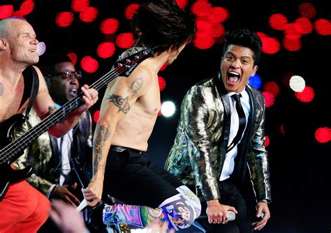 Bruno Mars Announces He’s Performing During Super Bowl 50