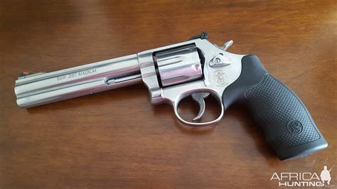 Smith & Wesson 686 revolver chambered in .357 Magnum | AfricaHunting.com