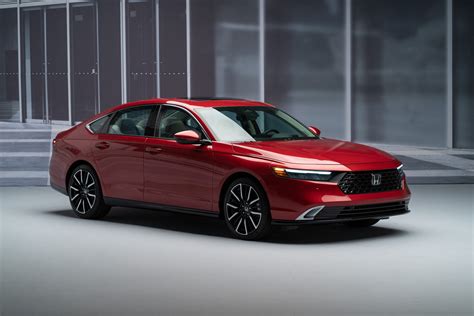 2023 Honda Accord Debuts Hybrid Updates, Google-Powered Dashboard Tech ...