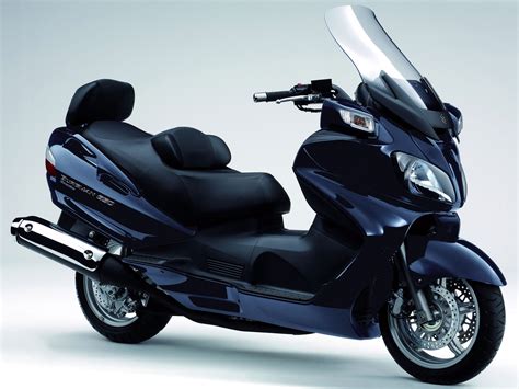 2012 Suzuki Burgman 650 Exec USA Canadian UK specifications