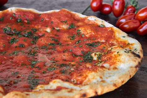 Pizza Napoletana Authentic Recipe | TasteAtlas