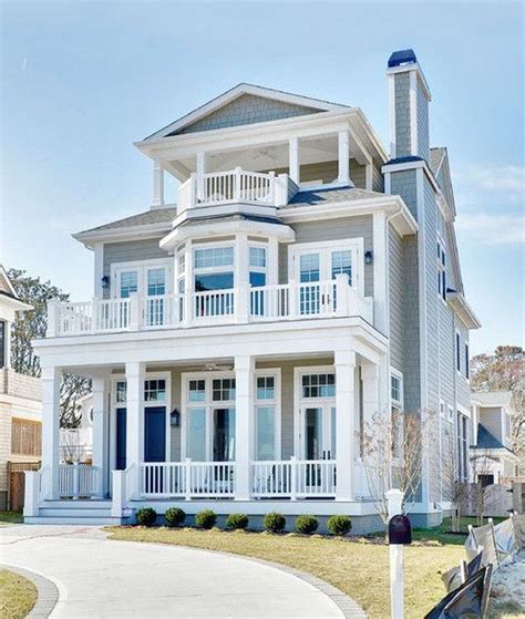 9 Beach House Exterior Colors: A Guide To Create Your Dream Home ...