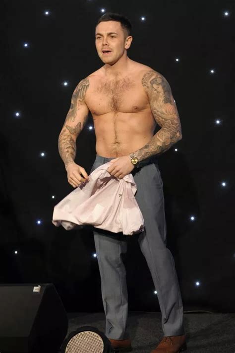 Ray Quinn shows off his bulging biceps as he whips his shirt off at gala dinner - Irish Mirror ...