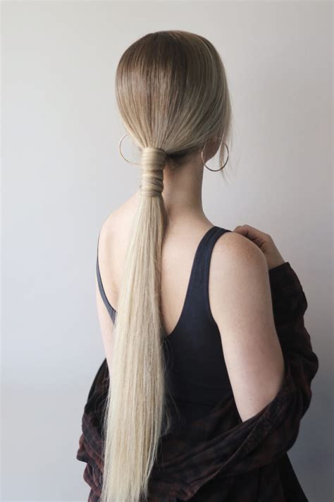 EASY PONYTAIL HAIR TUTORIAL - Alex Gaboury