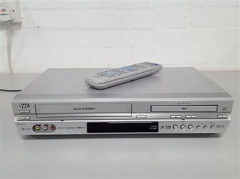 JVC HR-XV31EK DVD / VHS Player Combo VCR Player