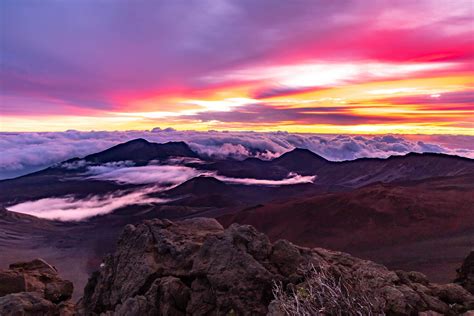 See Mauiʻs Volcanoes | Haleakalā National Park | Hawaii Volcano Tours