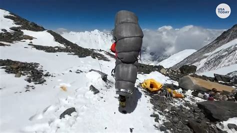 Rare Everest 'death zone' rescue in extreme cold