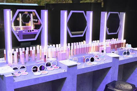 RIHANNA’S FENTY BEAUTY & SEPHORA FRANCE LAUNCH PARTY - Glitter&Gumbo Rihanna celebrated the ...