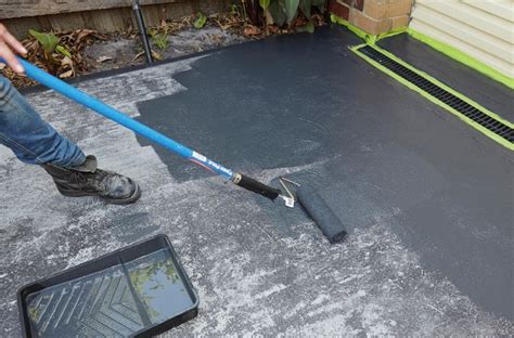 How To Paint a Concrete Driveway - Bunnings Australia