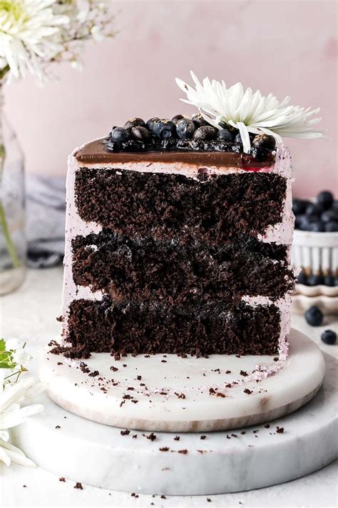 Blueberry Chocolate Cake - Baran Bakery