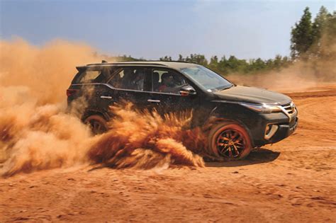 Toyota Fortuner off-road experience - Feature - Autocar India