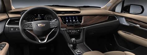 What’s Inside the 2022 Cadillac XT6 Interior? | Holiday Cadillac