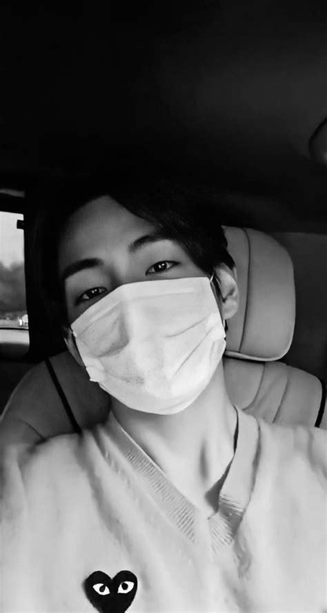 BTS V in a car | Bts wallpaper, Bts v, Cute wallpapers