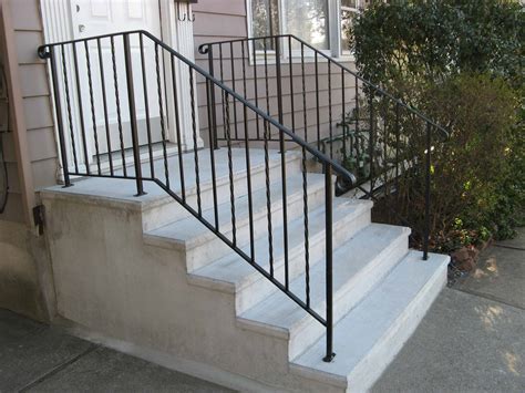 PRECAST CONCRETE STEPS - Totowa Concrete Products