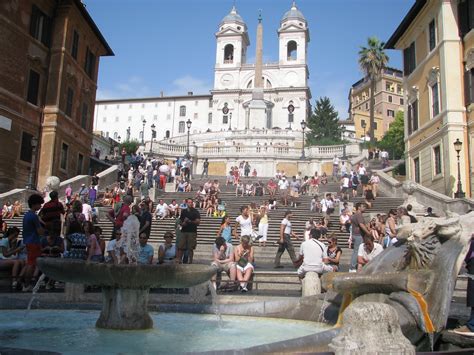 Countryside Trip » Blog Archive » The Fountain in Spanish Steps Rome, Italy