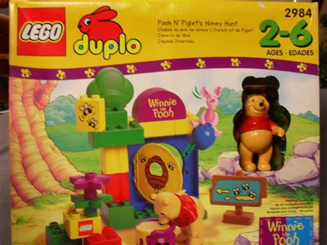 Winnie the Pooh Lego Duplo Pooh n' Piglets Honey Hunt 2984