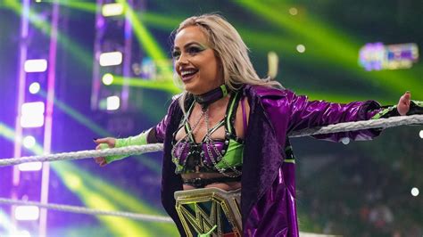 WWE: Liv Morgan could make history in 2023 according to WWE Universe