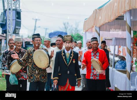 Aceh culture hi-res stock photography and images - Alamy