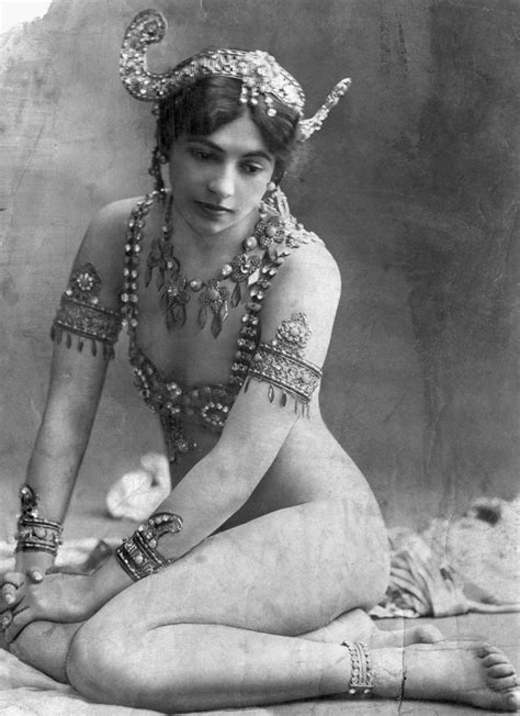 Mata Hari Biography, Mata Hari's Famous Quotes - Sualci Quotes 2019