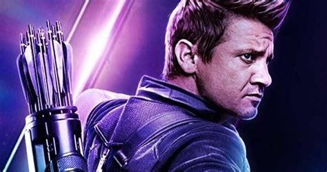 Avengers: Infinity War Directors Finally Reveal Real Reason Hawkeye Was Cut From the Movie