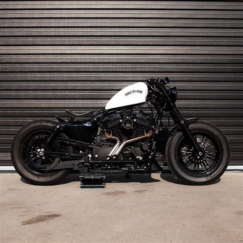 Harley-Davidson 48 Bobber by Limitless Customs