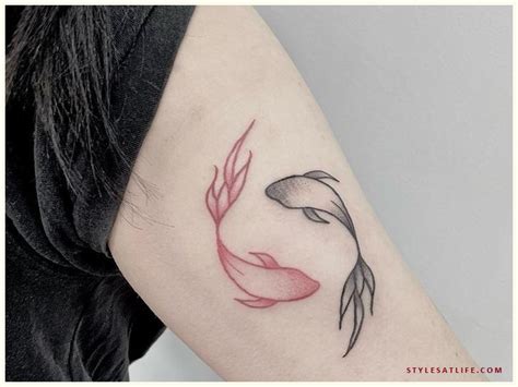 Discover 56+ koi fish tattoo small best - in.cdgdbentre