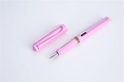 Lamy - Safari Pastel Powder Rose | Pen Venture - Passion for Luxury