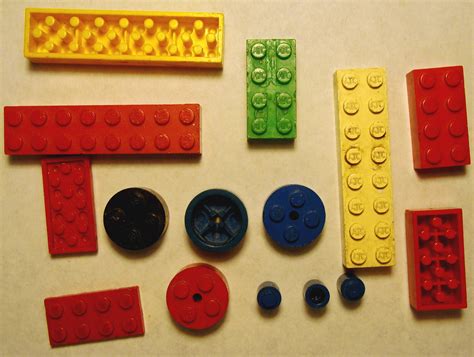 piece information - Are these ATC bricks from the 1970's LEGO? - Bricks