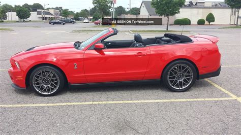 Ford mustang shelby gt350 convertible