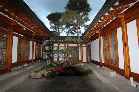 [Korean Luxurious House] ‘Chung Song Je’ is amazing Hanok(Korean ...