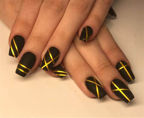 UPDATED: 64 Elegant Gold and Black Nails (Nov 2020)