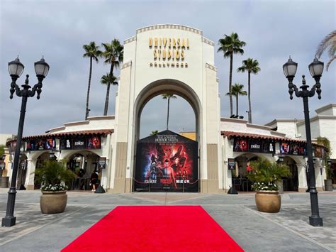 Guests May Now Wear Costumes At Universal Studios Hollywood for Halloween Horror Nights 2023 ...