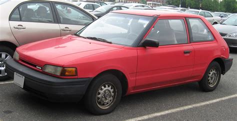 1990 Mazda 323 - Information and photos - MOMENTcar