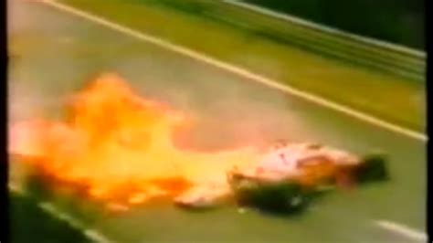 Niki Lauda Crash Nurburgring : 35 Years Ago Lauda Fought For His Life After Grand Prix ...