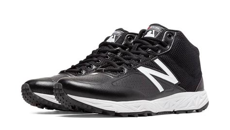 NEW BALANCE Umpire Field Low Shoe - Baseball Town