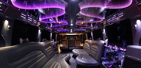 Hummer Limo Rental Houston, Fully-equipped @ Very Low Price