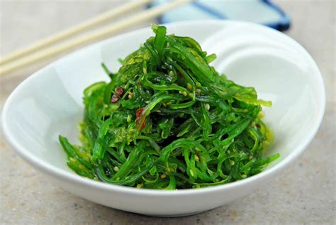 SEAWEED SALAD