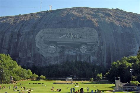 Unsurprisingly, Atlanta's Stone Mountain carving is center of controversy again - Curbed Atlanta