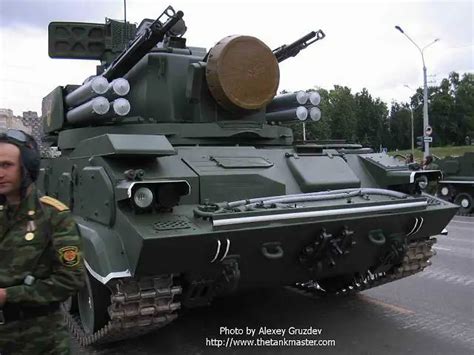 2S6 2S6M SA-19 Grison 9K22 9K22M Tunguska Tunguska-M self-propelled air defence cannon missile ...