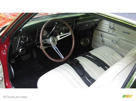 1968 Chevrolet Chevelle SS 396 Sport Coupe Interior Color Photos | GTCarLot.com