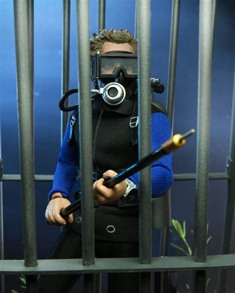 Jaws – 8” Clothed Action Figure – Matt Hooper (Shark Cage) – NECAOnline.com