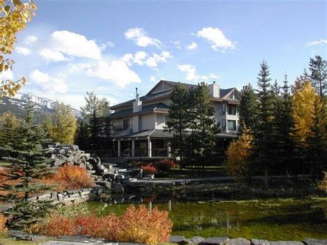 Delta Hotels by Marriott Kananaskis Lodge - Compare Deals