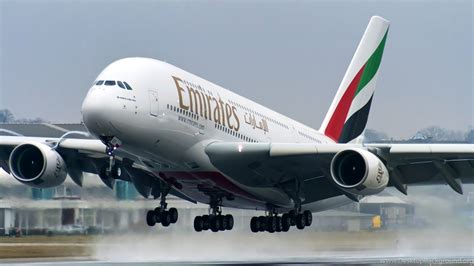 Amazing Airbus A380! First Flight Of A6 EEF Takeoff At Hamburg ... Desktop Background