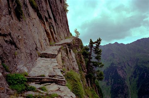 Download free photo of Mountain path,trail,landscape,adventure,dangerous - from needpix.com