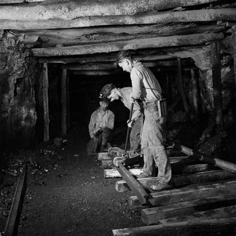 Gritty 1940s photos record the dark and dangerous lives of Pennsylvania ...