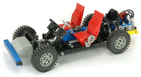 technic - Realistic Lego car sets containing gearboxes and engines? - Bricks