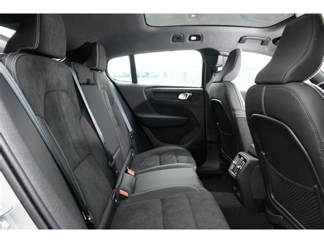 2024 Volvo C40 Recharge: 29 Interior Photos | U.S. News