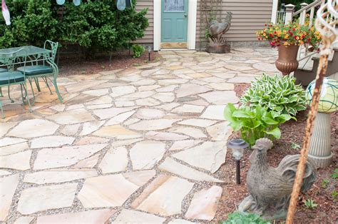 Backyard Natural Brown Flagstone Patio - R&D Landscape