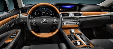 LS 460 - Lexus