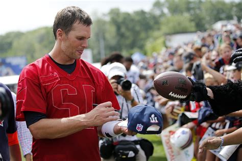 Tom brady autograph - kasapleading